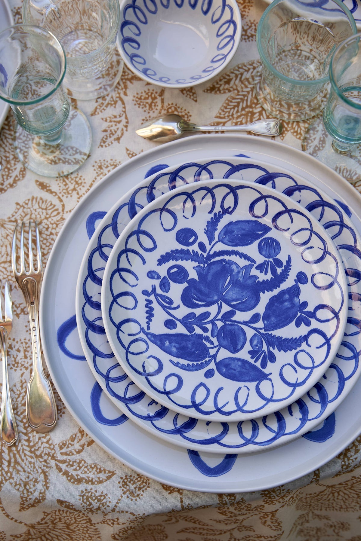 Amalfi Dinner Plate White/Blue - 10.6" Diameter