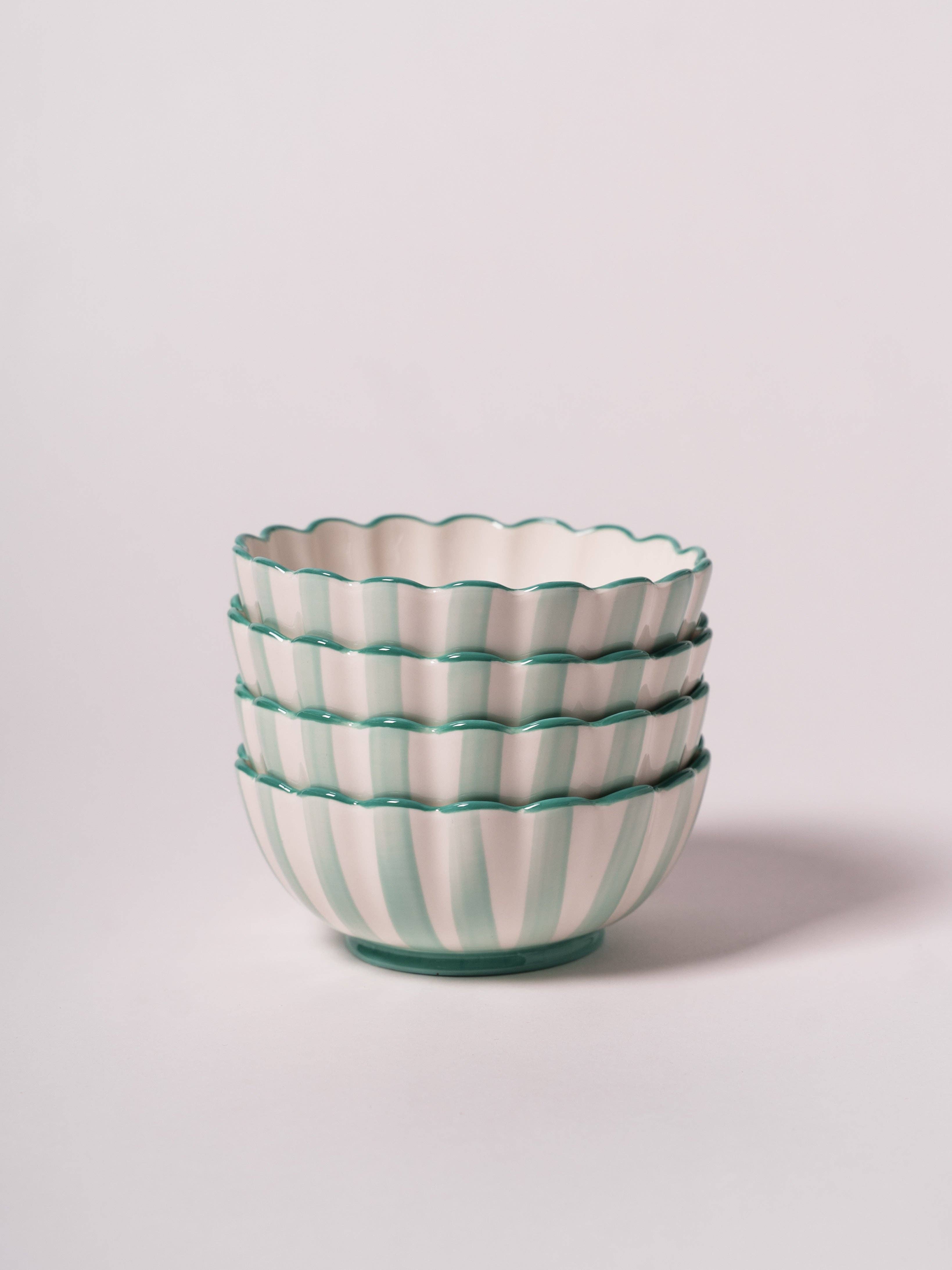 Kinsey Scallop Dessert Bowl