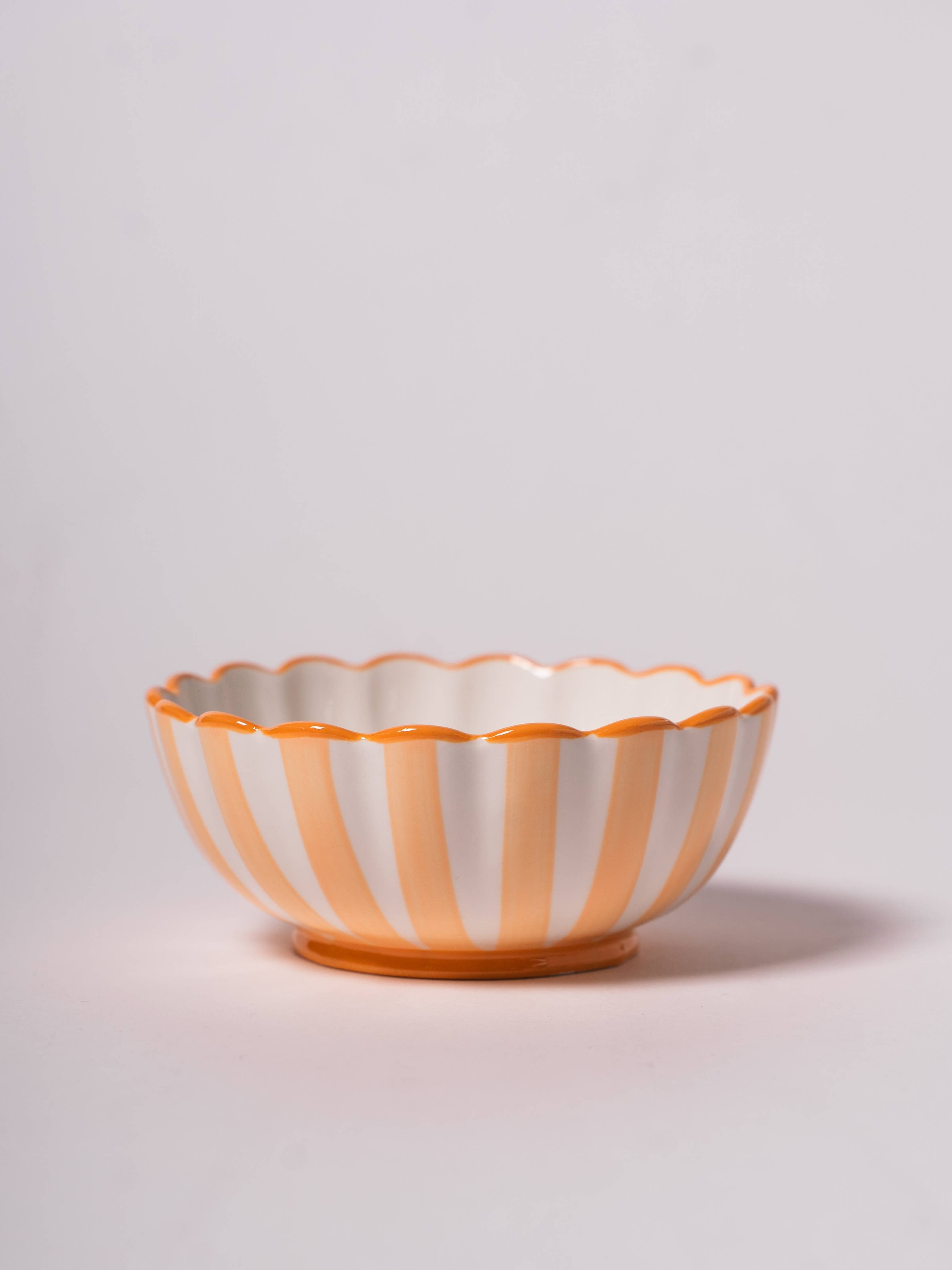 Kinsey Scallop Dessert Bowl