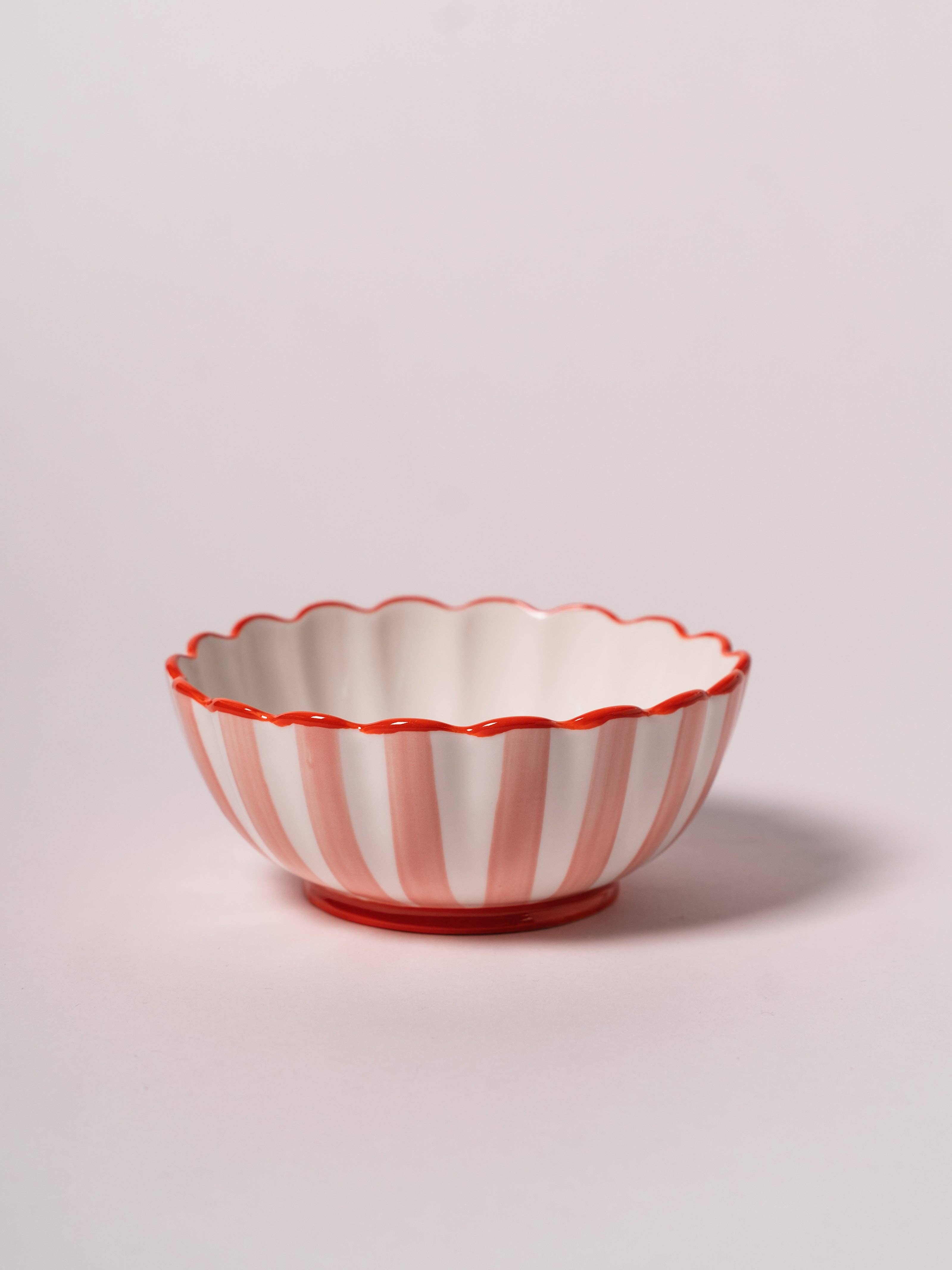 Kinsey Scallop Dessert Bowl